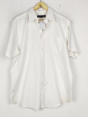 Buy online pre-used pre-loved 100% authentic & Original branded Ben Sherman (DS-1242) available in Pakistan. Top international brands avilable.