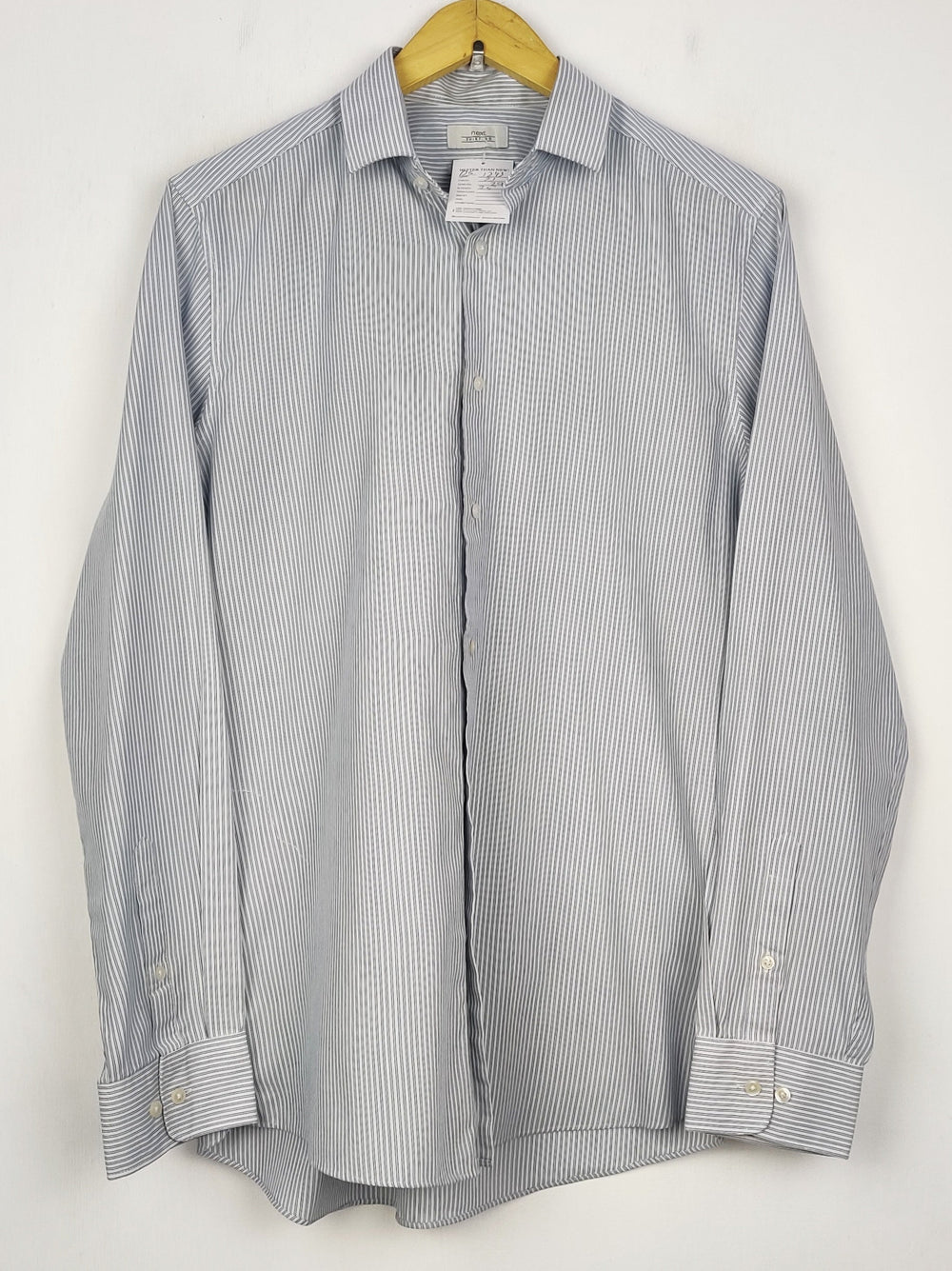 Buy online pre-used pre-loved 100% authentic & Original branded Zara (DS-1292) available in Pakistan. Top international brands avilable.