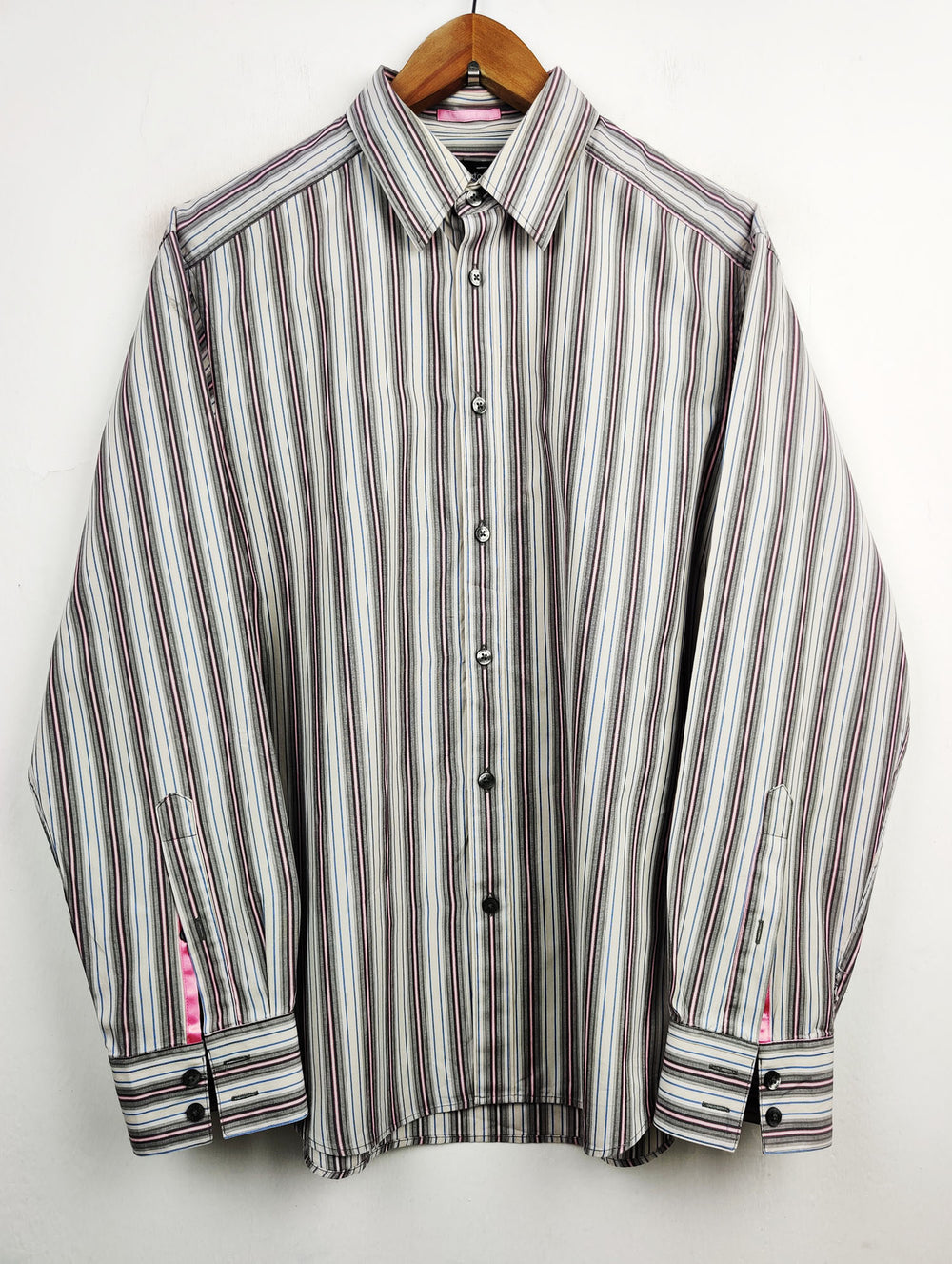 Buy online pre-used pre-loved 100% authentic & Original branded Marks & Spencer (DS-539) available in Pakistan. Top international brands avilable.