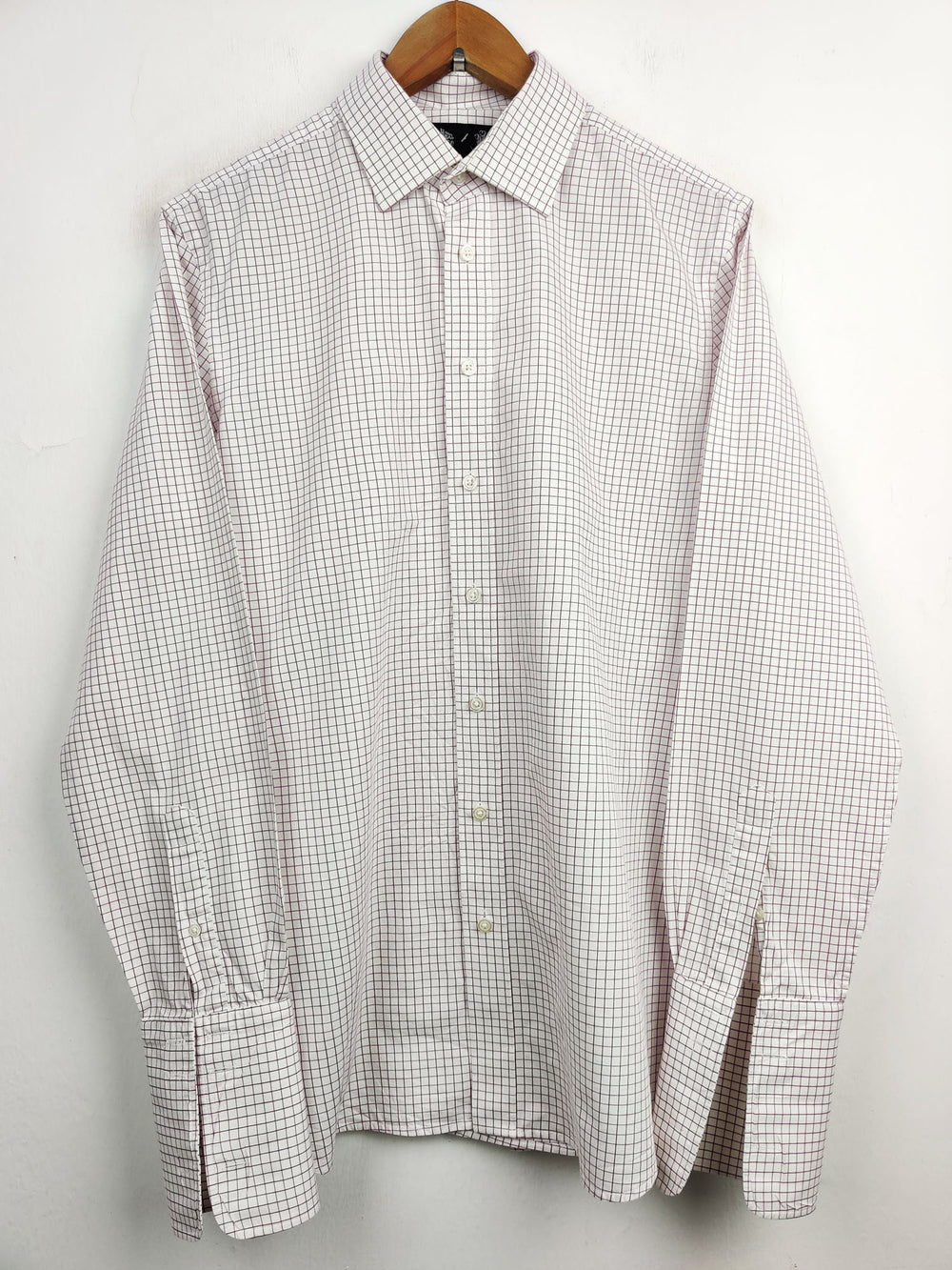 Buy online pre-used pre-loved 100% authentic & Original branded Austin Reed (DS-544) available in Pakistan. Top international brands avilable.