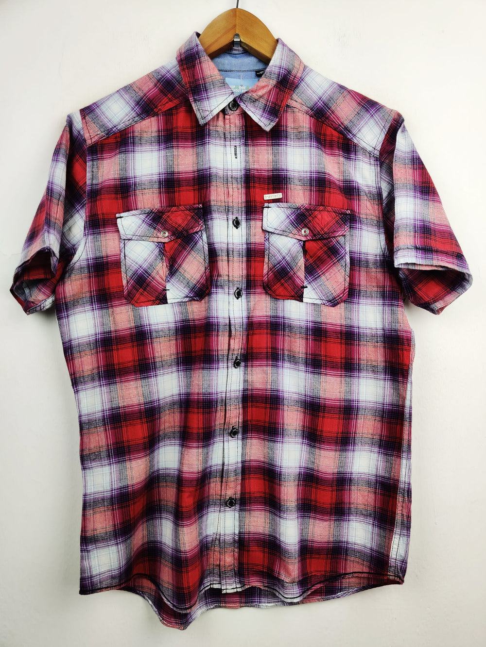 Buy online pre-used pre-loved 100% authentic & Original branded Travisty 75 (DS-548) available in Pakistan. Top international brands avilable.