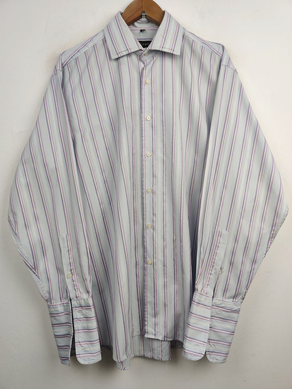 Buy online pre-used pre-loved 100% authentic & Original branded Cezan (DS-560) available in Pakistan. Top international brands avilable.