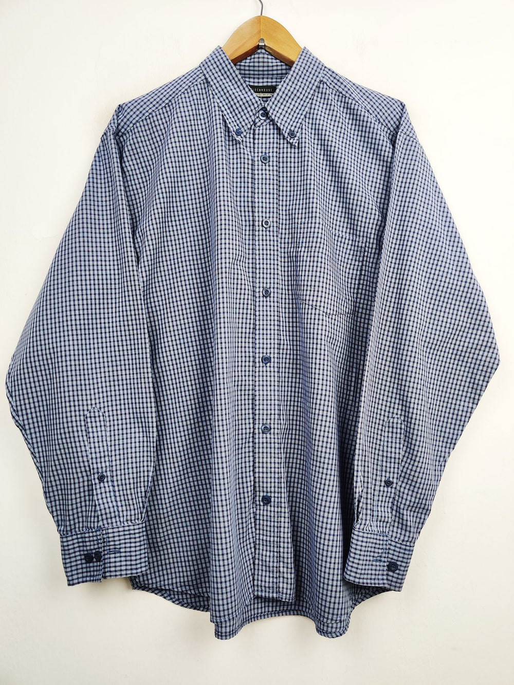 Buy online pre-used pre-loved 100% authentic & Original branded Clockhouse (DS-656) available in Pakistan. Top international brands avilable.