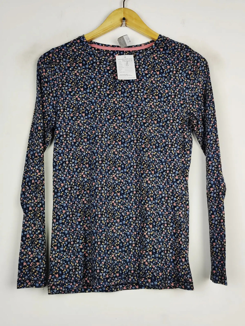 Buy online pre-used pre-loved 100% authentic & Original branded Unknown Brand (FS-1639) available in Pakistan. Top international brands avilable.