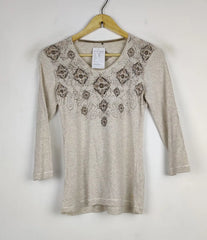 Buy online pre-used pre-loved 100% authentic & Original branded Unknown Brand (FS-1775) available in Pakistan. Top international brands avilable.