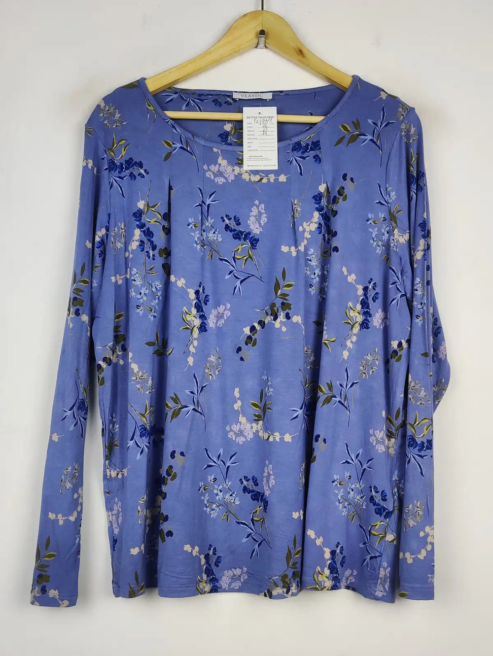 Buy online pre-used pre-loved 100% authentic & Original branded Classic (FS-1969) available in Pakistan. Top international brands avilable.