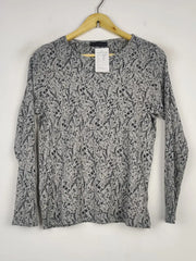 Buy online pre-used pre-loved 100% authentic & Original branded Marks & Spencers (FS-1983) available in Pakistan. Top international brands avilable.