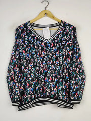 Buy online pre-used pre-loved 100% authentic & Original branded Unknown Brand (FS-1986) available in Pakistan. Top international brands avilable.