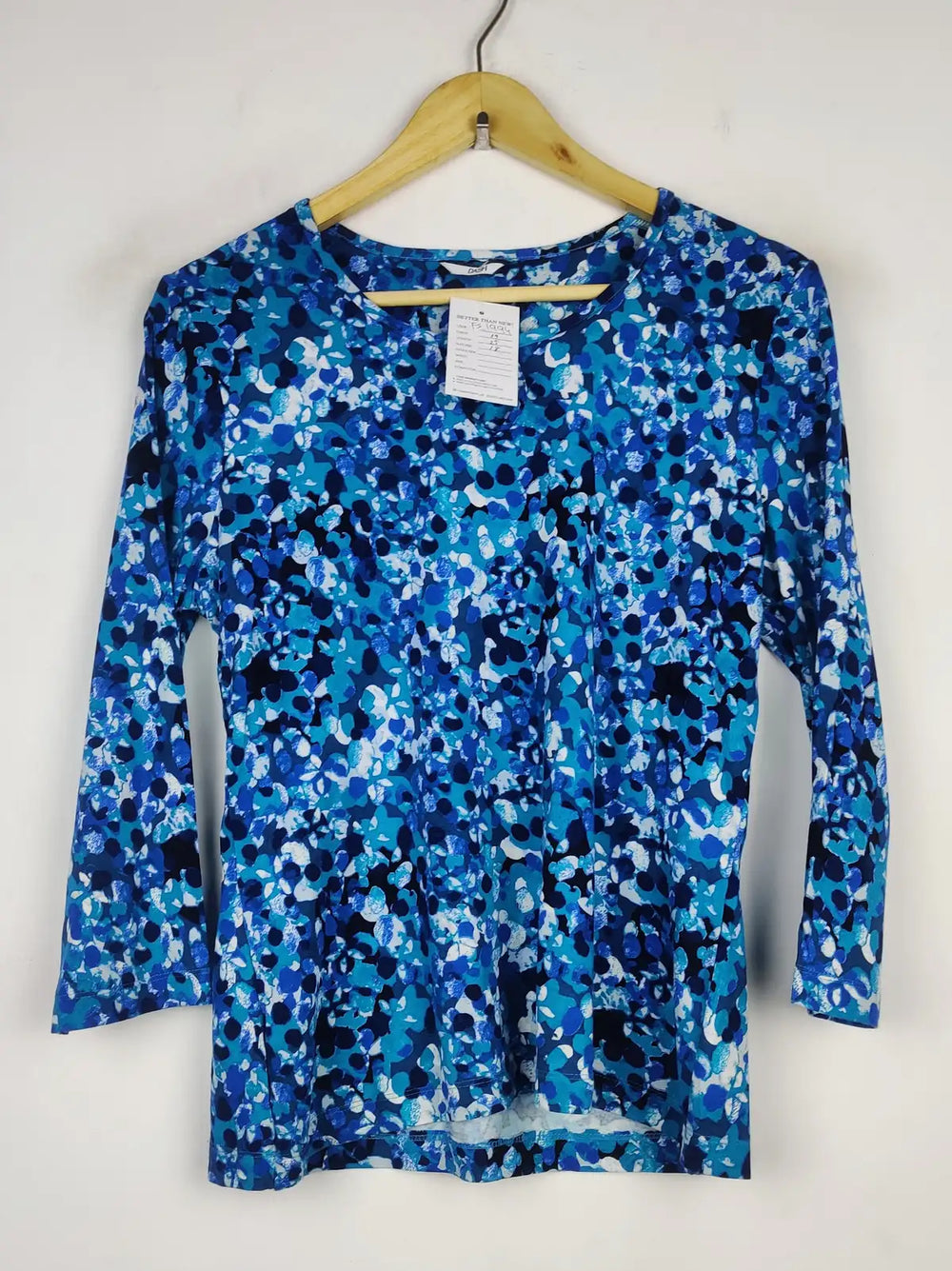 Buy online pre-used pre-loved 100% authentic & Original branded Dash (FS-1994) available in Pakistan. Top international brands avilable.