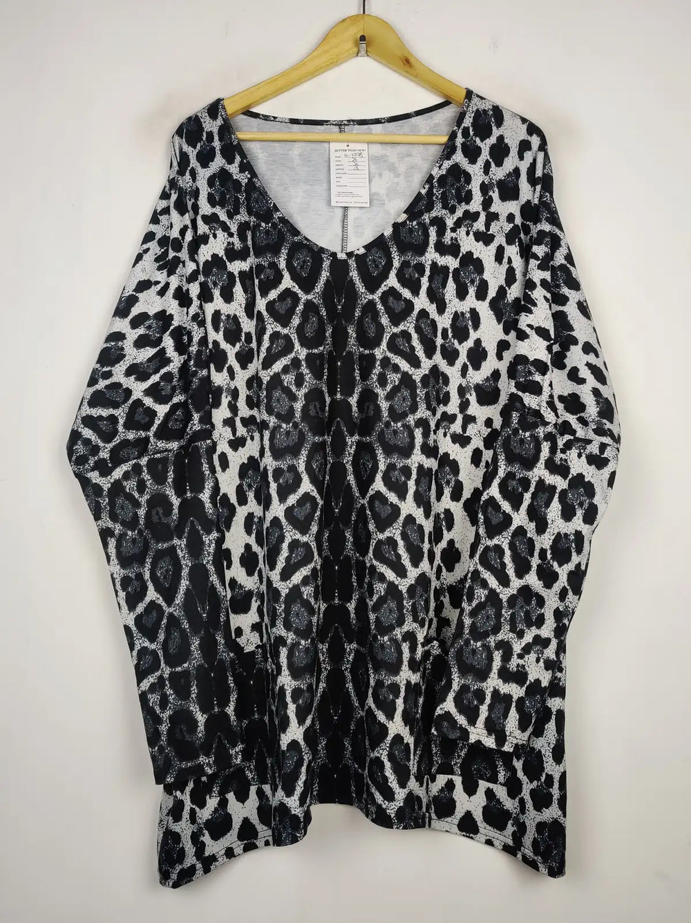 Buy online pre-used pre-loved 100% authentic & Original branded Unknown Brand (FS-1998) available in Pakistan. Top international brands avilable.