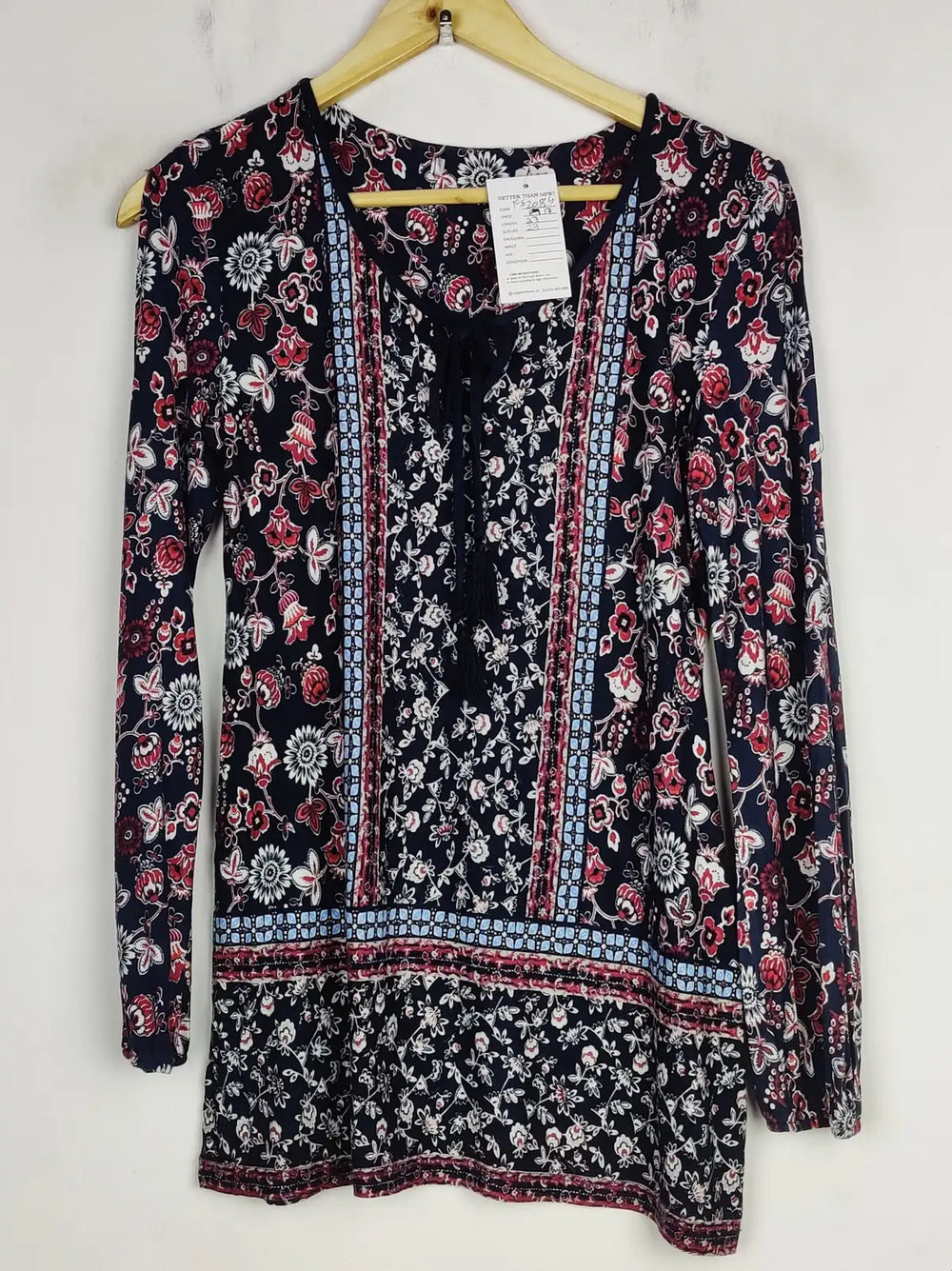 Buy online pre-used pre-loved 100% authentic & Original branded Unknown Brand (FS-2084) available in Pakistan. Top international brands avilable.