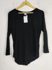 Buy online pre-used pre-loved 100% authentic & Original branded Banana Republic (FS-2110) available in Pakistan. Top international brands avilable.