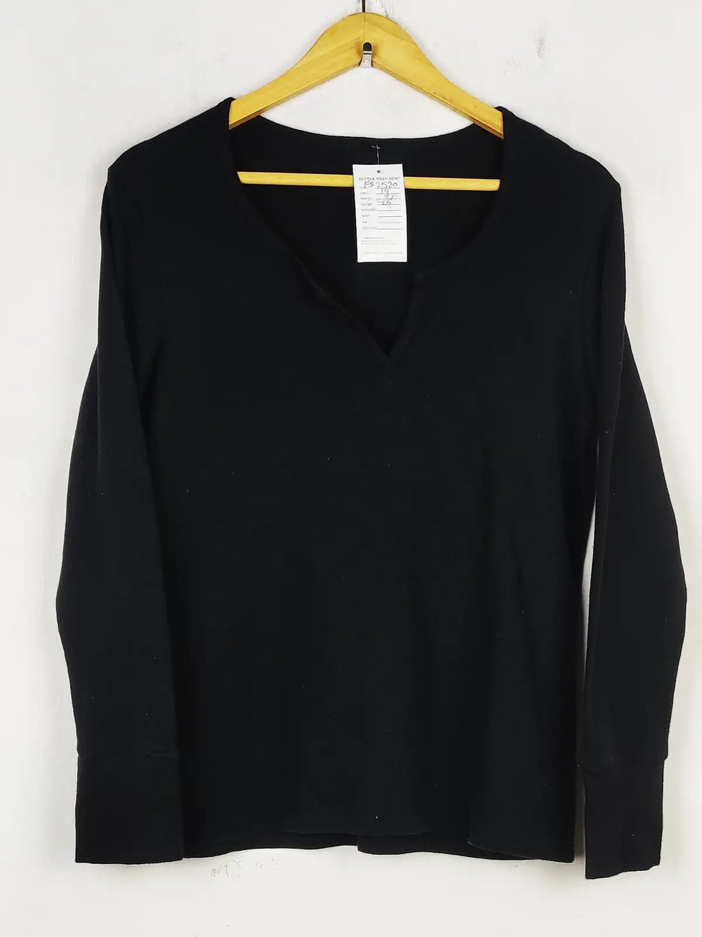 Buy online pre-used pre-loved 100% authentic & Original branded Unknown Brand (FS-2520) available in Pakistan. Top international brands avilable.