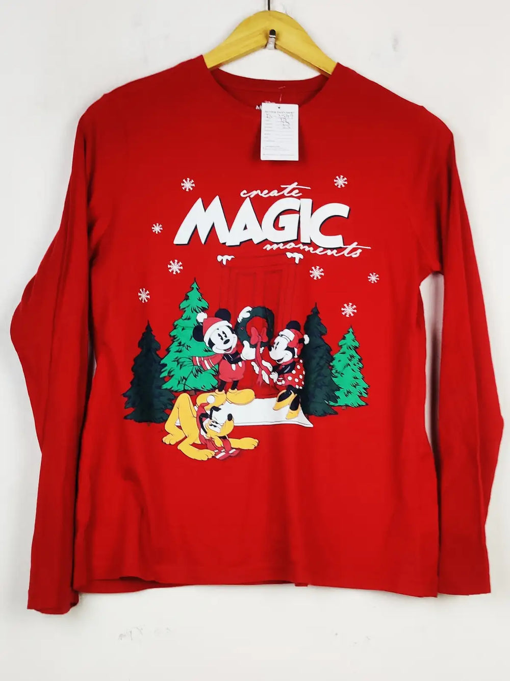 Buy online pre-used pre-loved 100% authentic & Original branded Disney (FS-2549) available in Pakistan. Top international brands avilable.