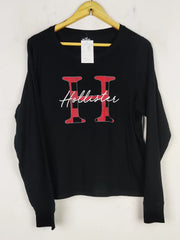 Buy online pre-used pre-loved 100% authentic & Original branded Hollister (FS-2569) available in Pakistan. Top international brands avilable.