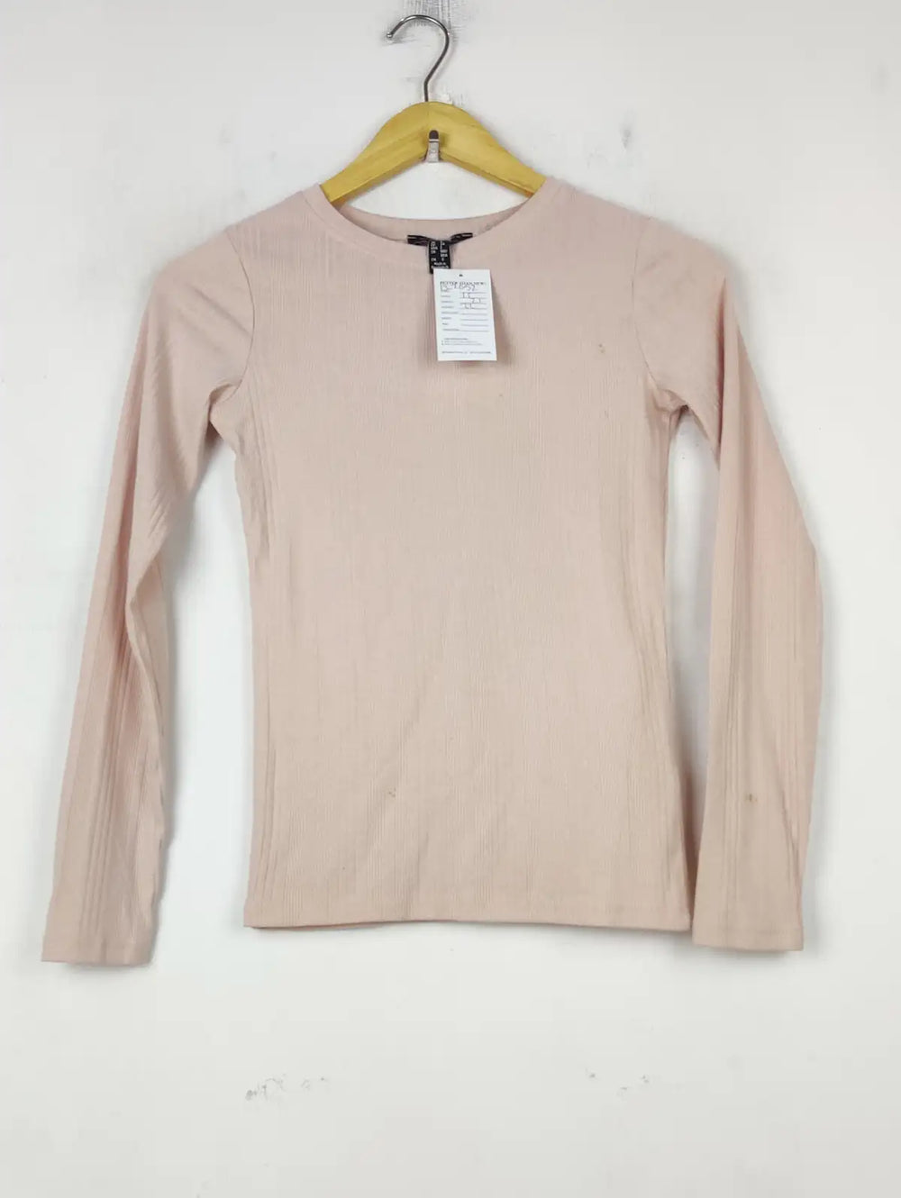 Buy online pre-used pre-loved 100% authentic & Original branded New Look (FS-2652) available in Pakistan. Top international brands avilable.