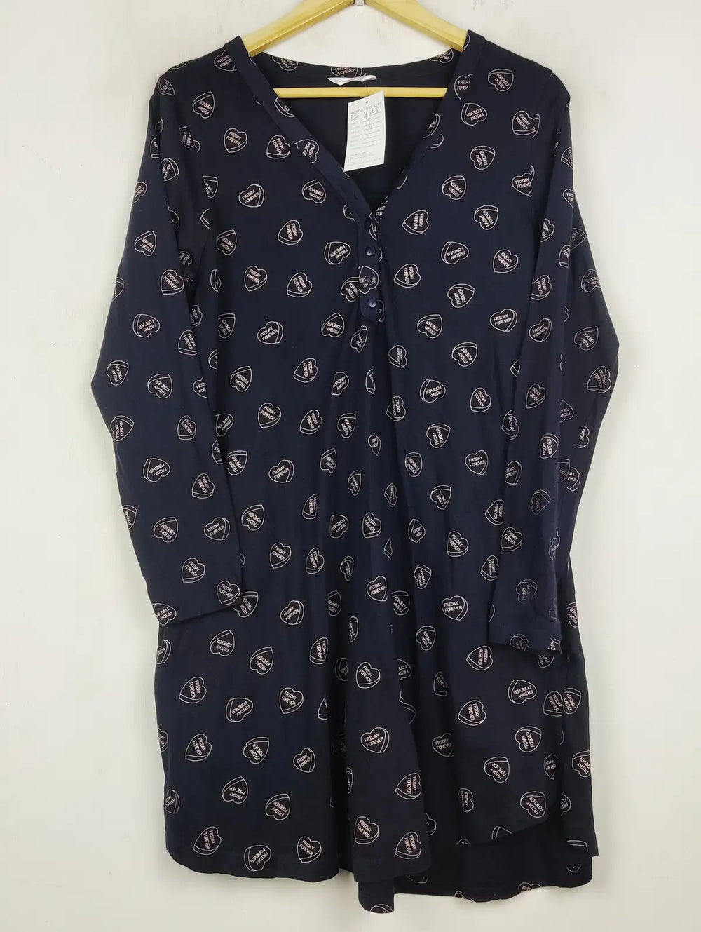 Buy online pre-used pre-loved 100% authentic & Original branded Dunnes Store (FS-2663) available in Pakistan. Top international brands avilable.