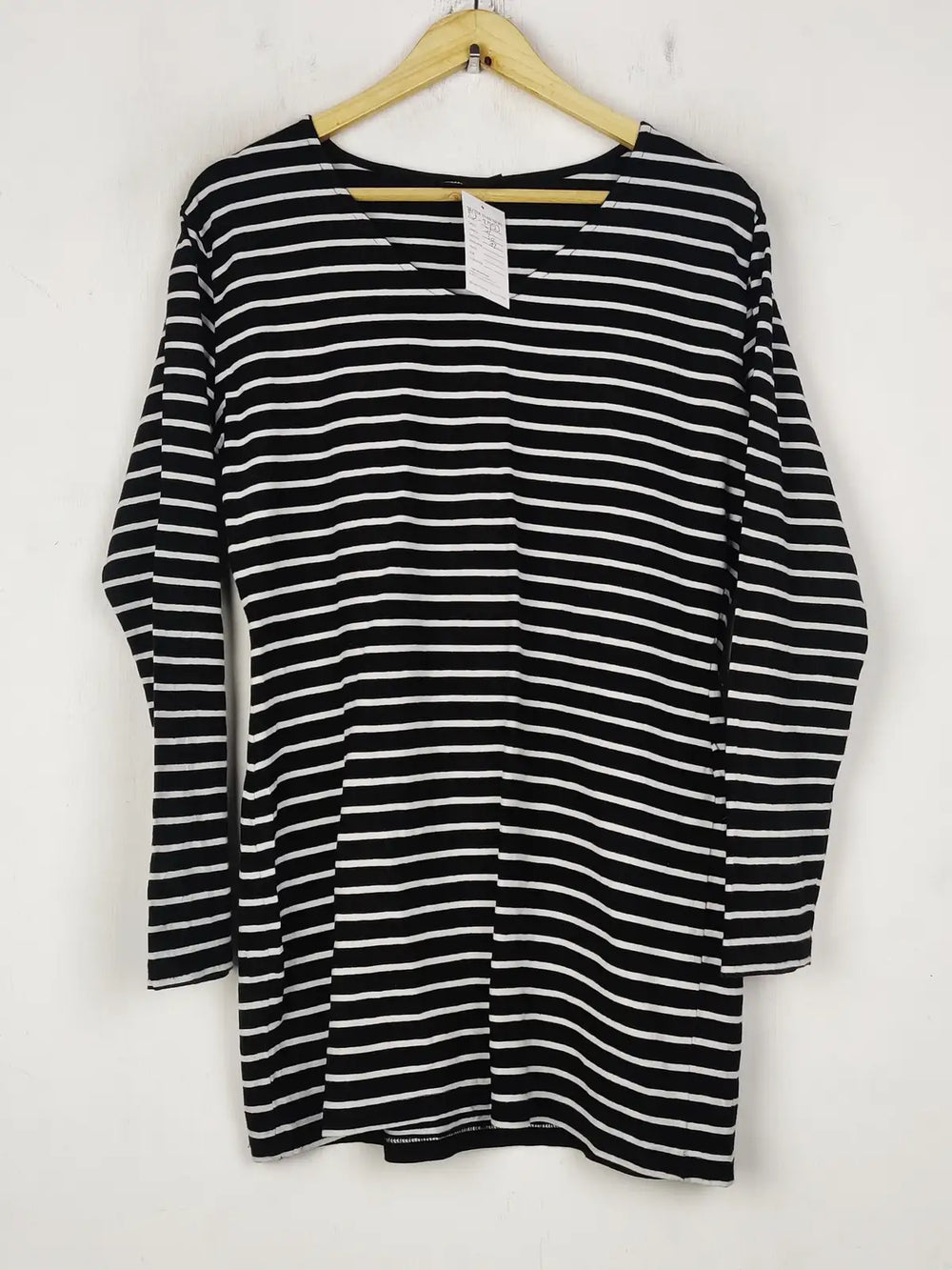 Buy online pre-used pre-loved 100% authentic & Original branded Janina (FS-2753) available in Pakistan. Top international brands avilable.