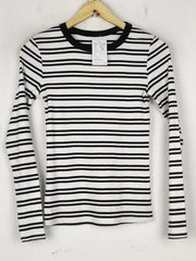 Buy online pre-used pre-loved 100% authentic & Original branded Dunnes Store (FS-2780) available in Pakistan. Top international brands avilable.