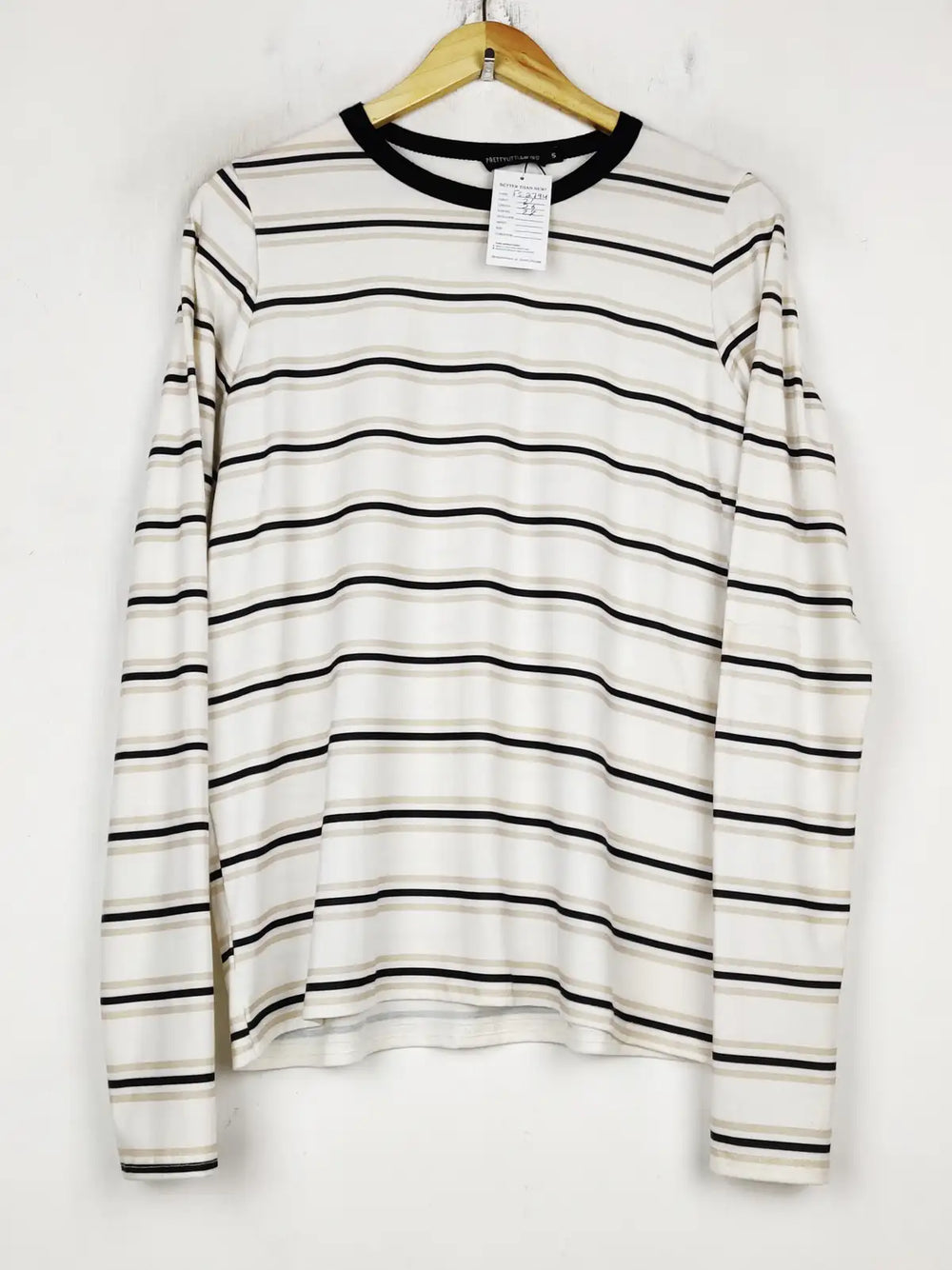 Buy online pre-used pre-loved 100% authentic & Original branded Marks & Spencers (FS-2794) available in Pakistan. Top international brands avilable.