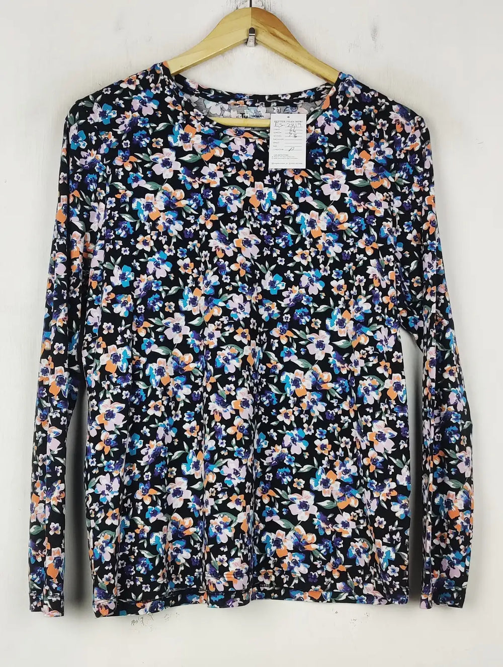 Buy online pre-used pre-loved 100% authentic & Original branded Tu (FS-2819) available in Pakistan. Top international brands avilable.