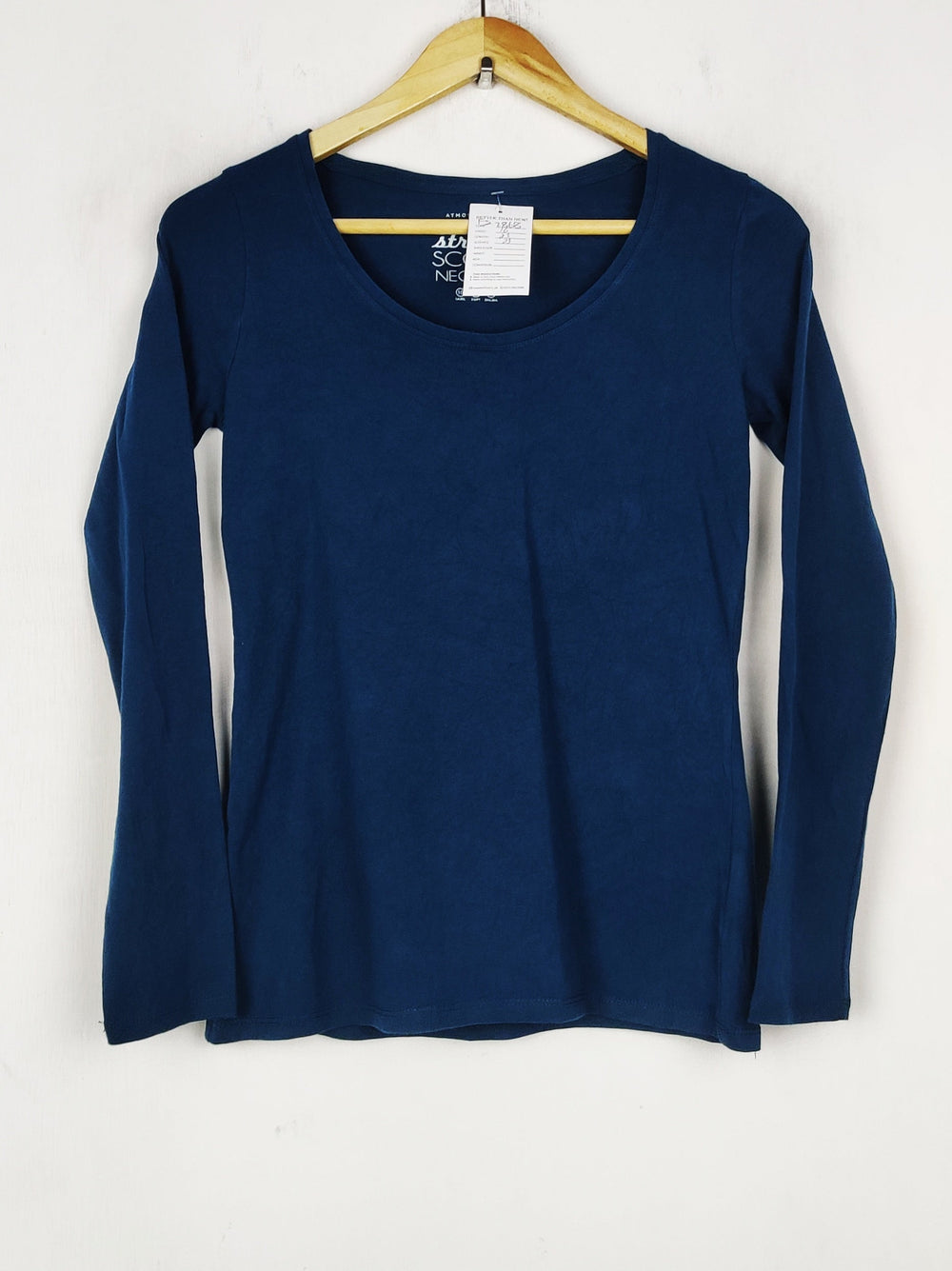 Buy online pre-used pre-loved 100% authentic & Original branded Atmosphere (FS-2868) available in Pakistan. Top international brands avilable.