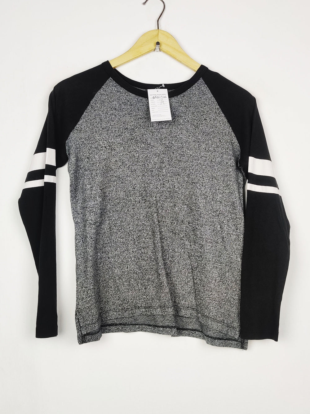 Buy online pre-used pre-loved 100% authentic & Original branded H&M (FS-2926) available in Pakistan. Top international brands avilable.