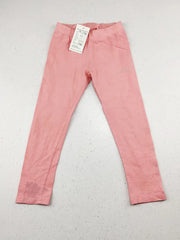 Buy online pre-used pre-loved 100% authentic & Original branded Mckenzie (GB-1050) available in Pakistan. Top international brands avilable.