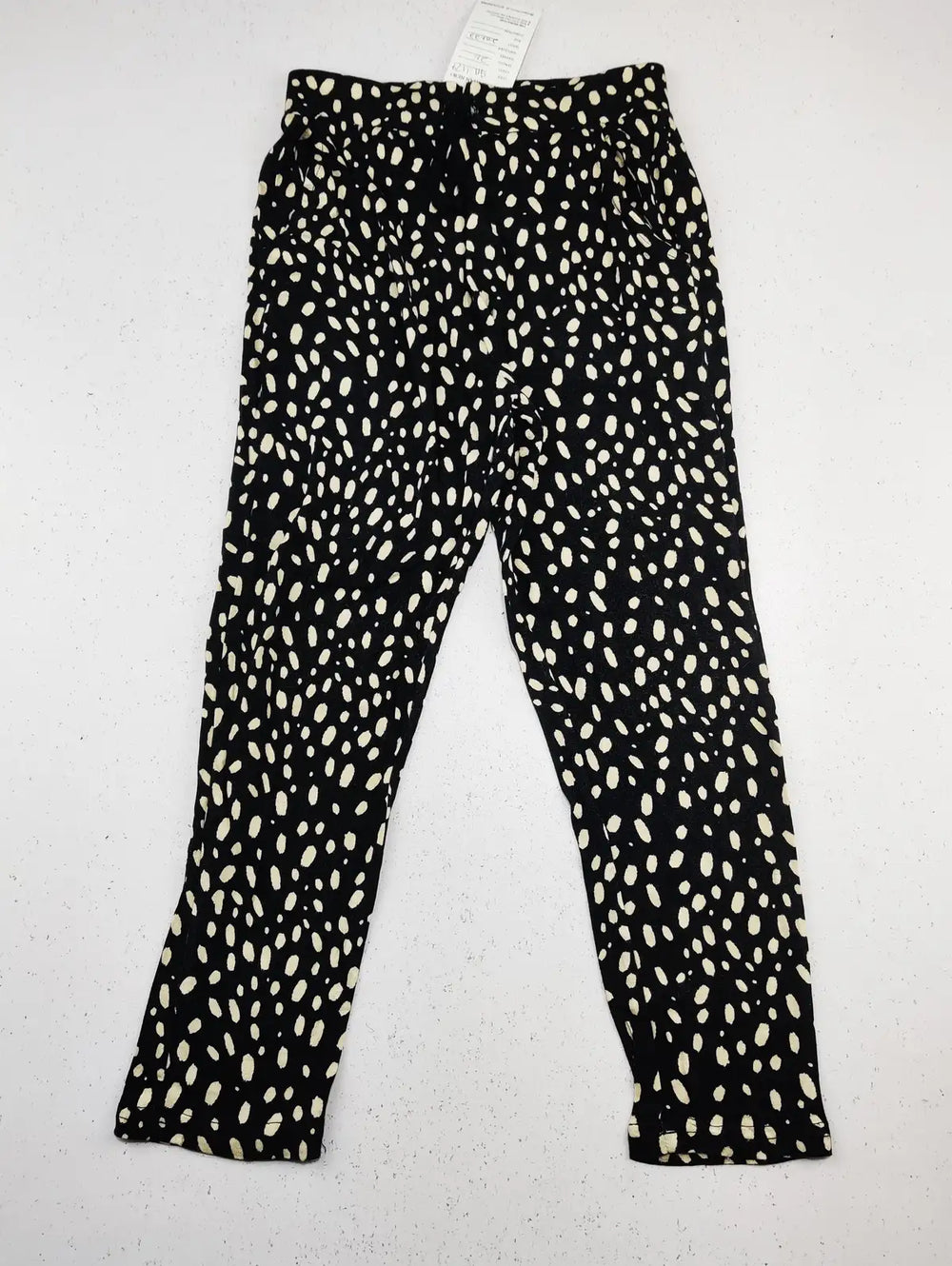 Buy online pre-used pre-loved 100% authentic & Original branded I Love Girlswear (GB-1179) available in Pakistan. Top international brands avilable.