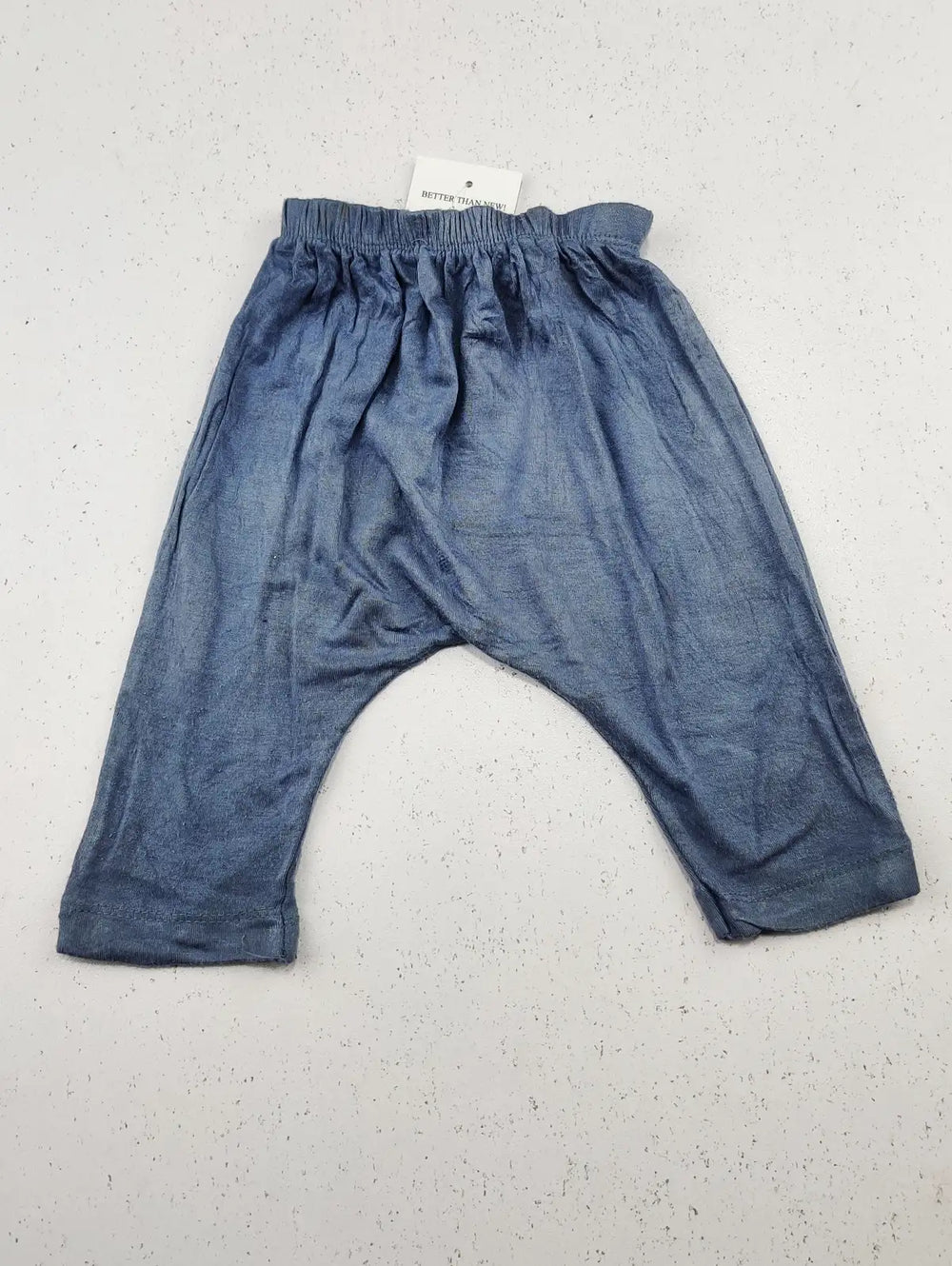 Buy online pre-used pre-loved 100% authentic & Original branded Unknown Brand (GB-1263) available in Pakistan. Top international brands avilable.