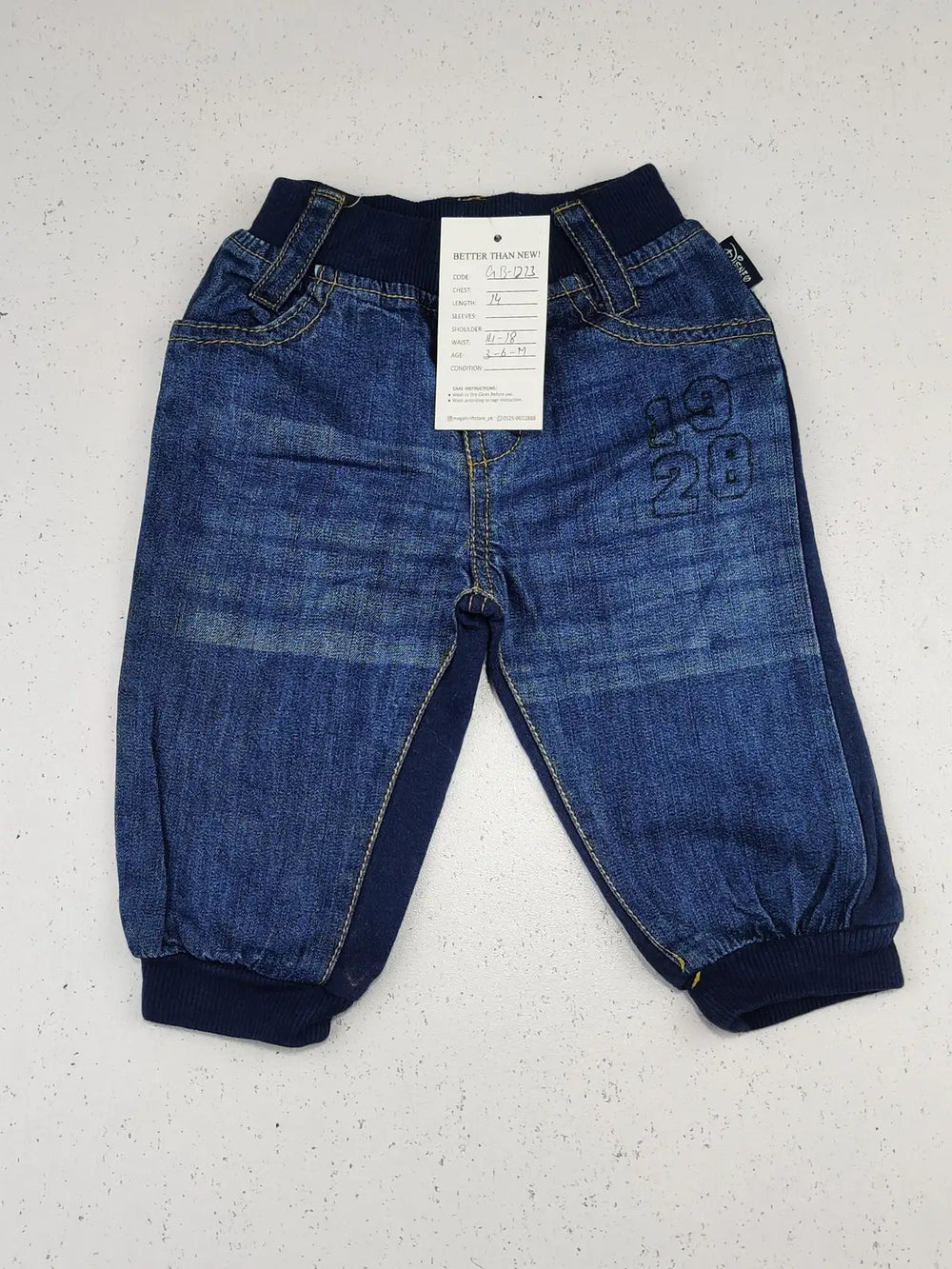 Buy online pre-used pre-loved 100% authentic & Original branded Unknown Brand (GB-1273) available in Pakistan. Top international brands avilable.