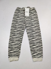 Buy online pre-used pre-loved 100% authentic & Original branded H&M (GB-12) available in Pakistan. Top international brands avilable.