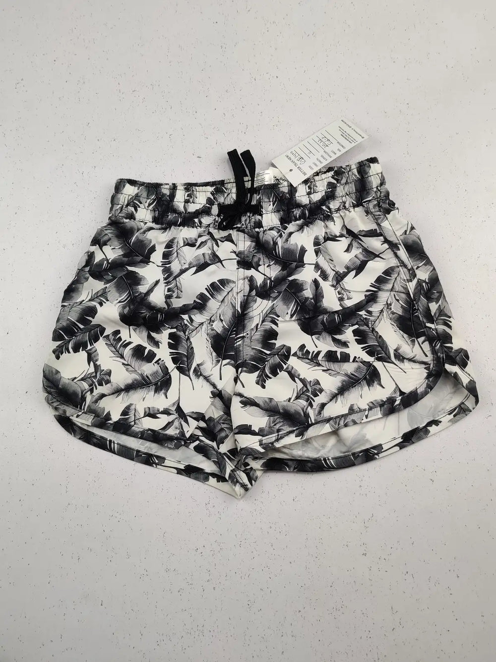Buy online pre-used pre-loved 100% authentic & Original branded Unknown Brand (GB-1400) available in Pakistan. Top international brands avilable.