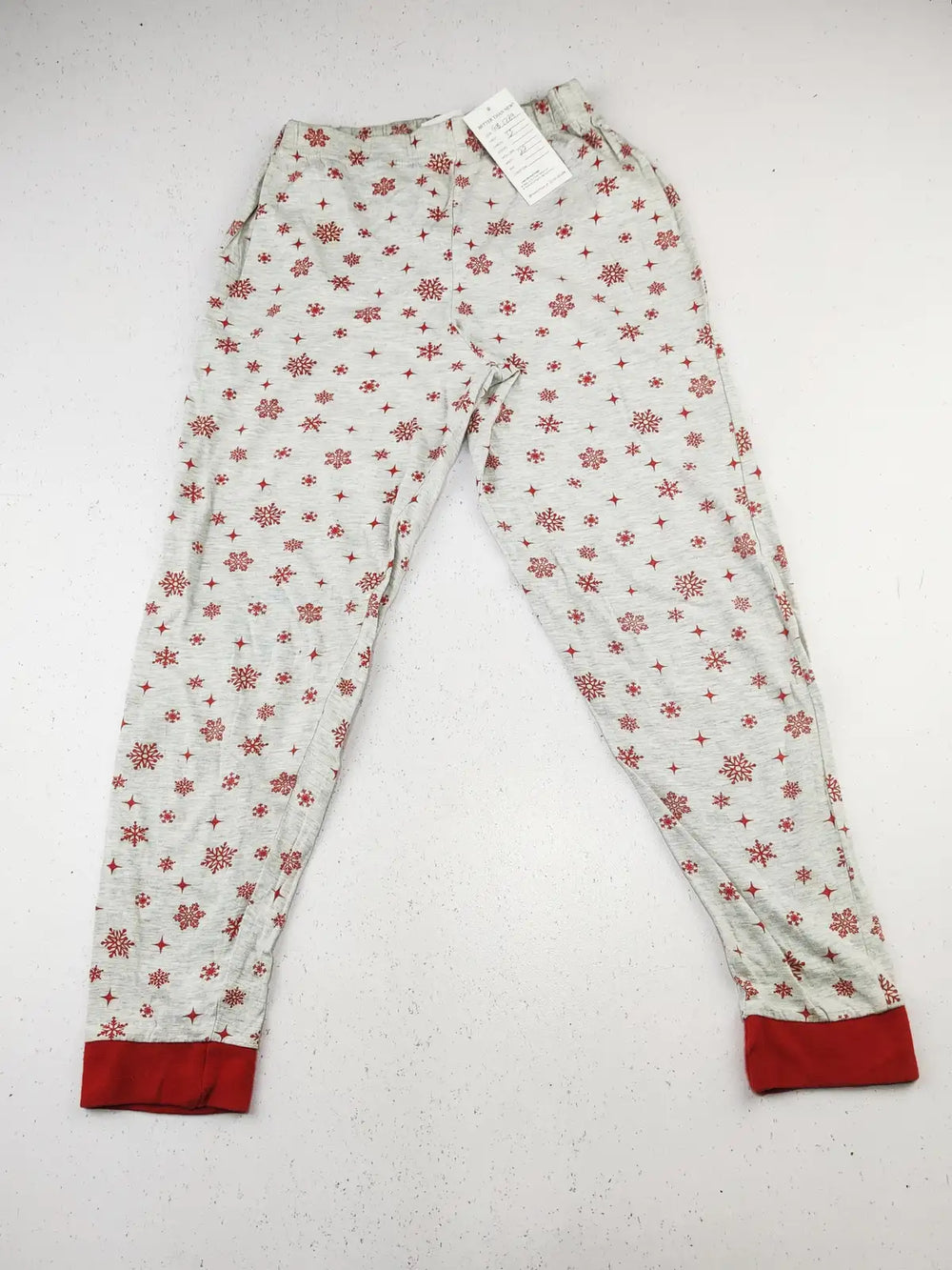Buy online pre-used pre-loved 100% authentic & Original branded The Grinch (GB-1789) available in Pakistan. Top international brands avilable.