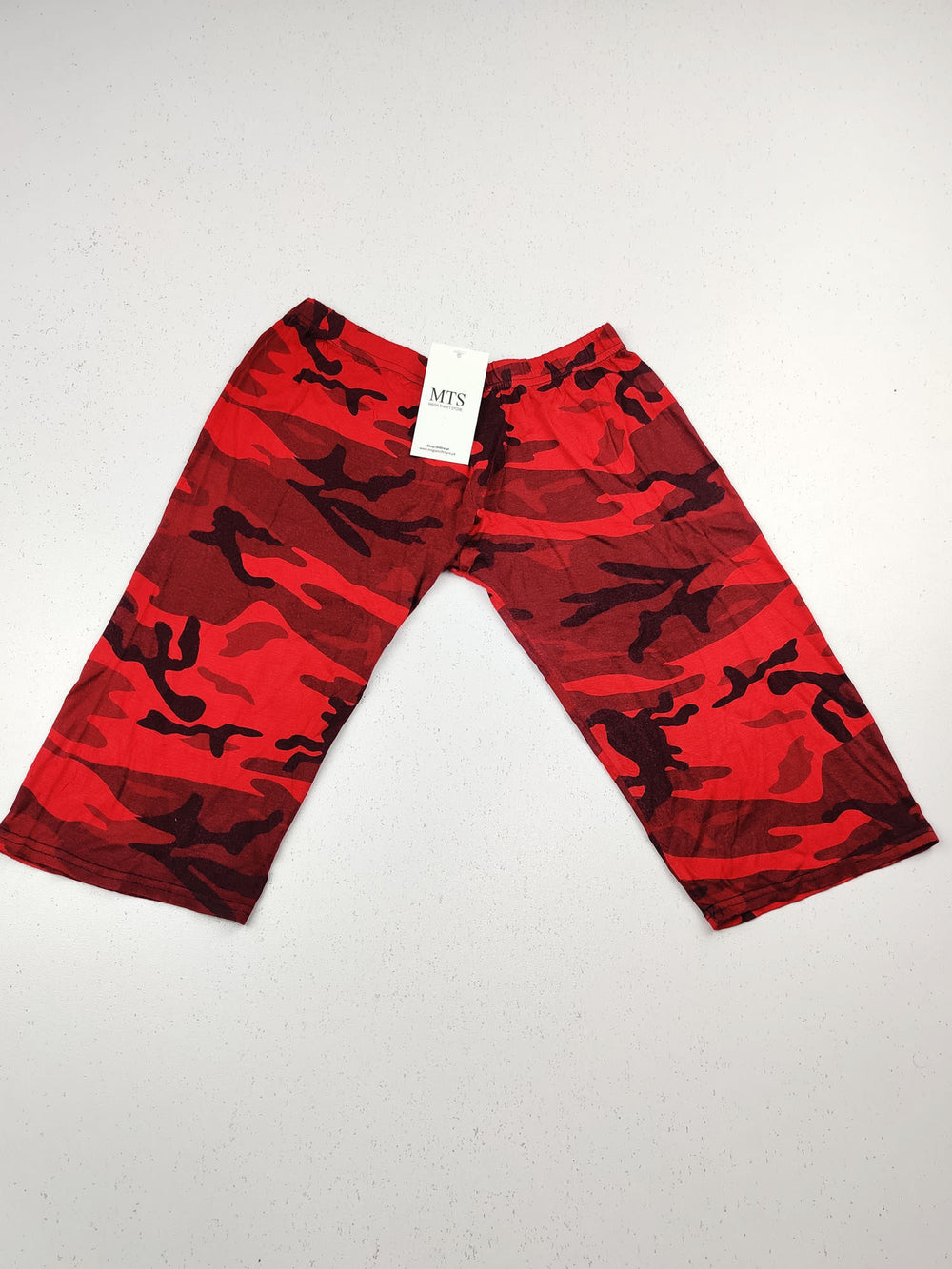 Buy online pre-used pre-loved 100% authentic & Original branded Pretty Little Thing (GB-17) available in Pakistan. Top international brands avilable.