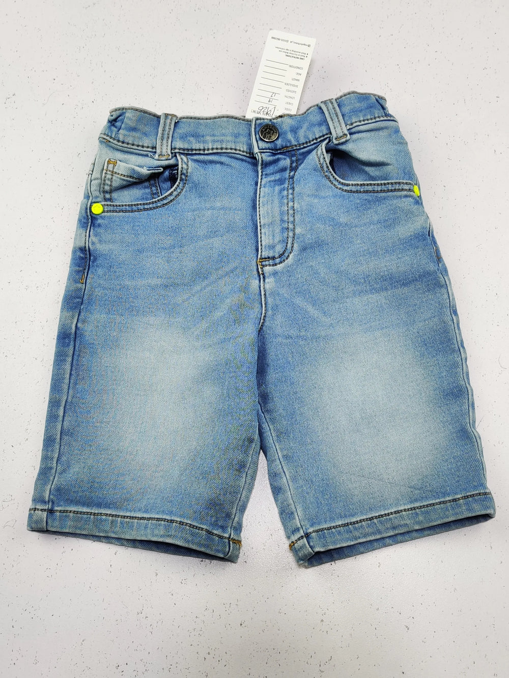 Buy online pre-used pre-loved 100% authentic & Original branded F&F (GB-1926) available in Pakistan. Top international brands avilable.