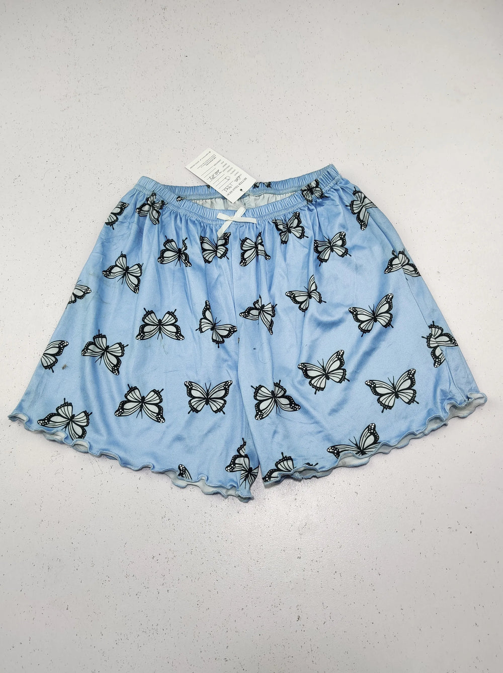 Buy online pre-used pre-loved 100% authentic & Original branded Shein (GB-1943) available in Pakistan. Top international brands avilable.