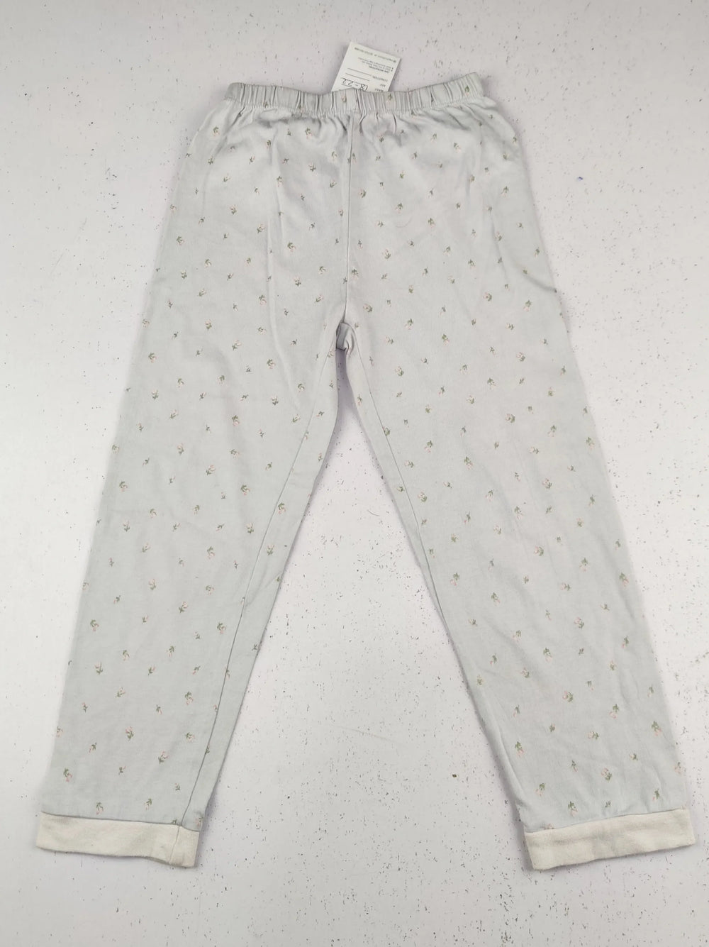 Buy online pre-used pre-loved 100% authentic & Original branded Kids (GB-2064) available in Pakistan. Top international brands avilable.