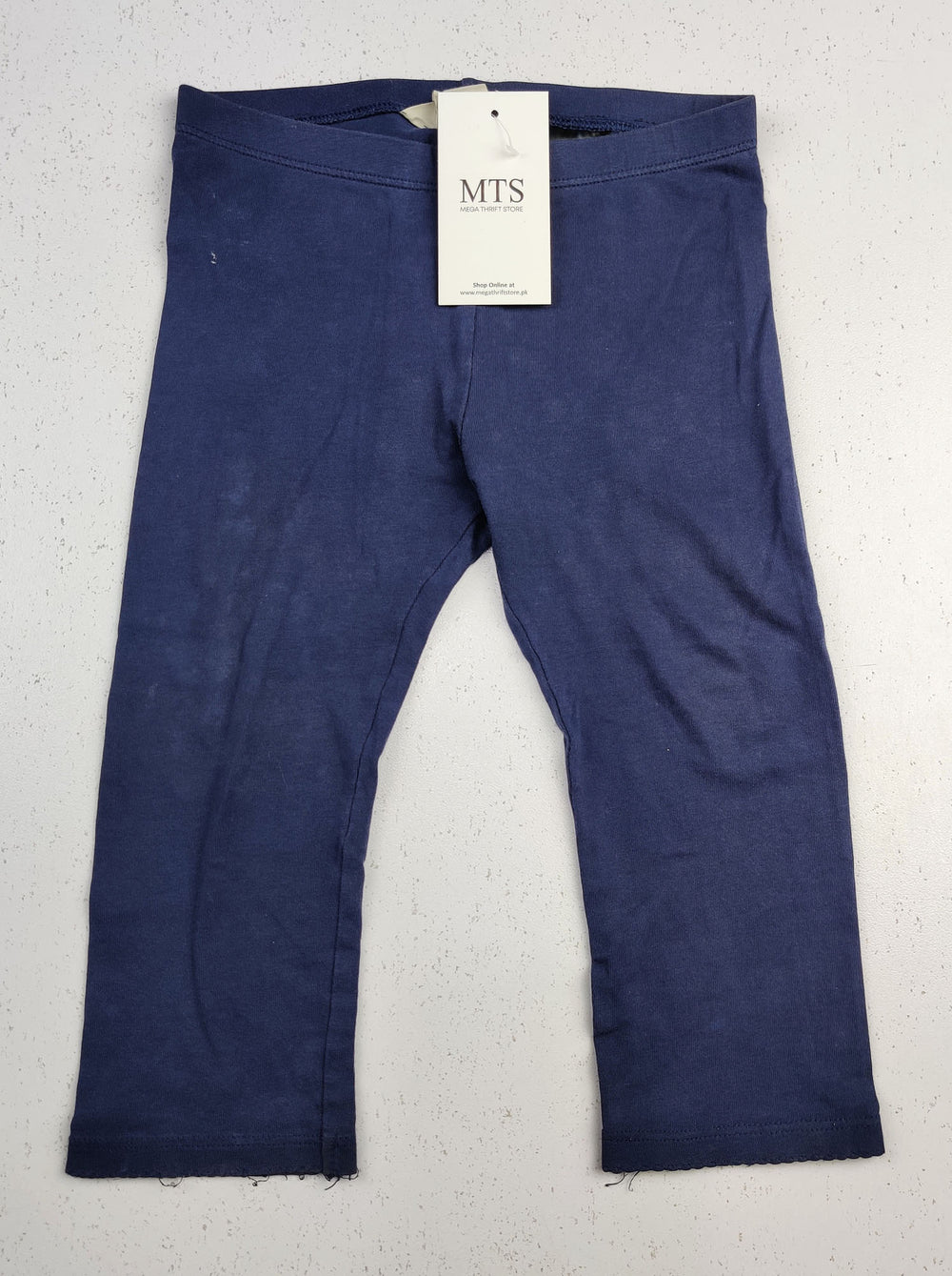 Buy online pre-used pre-loved 100% authentic & Original branded H&M (GB-325) available in Pakistan. Top international brands avilable.