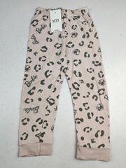 Buy online pre-used pre-loved 100% authentic & Original branded Tu (GB-353) available in Pakistan. Top international brands avilable.