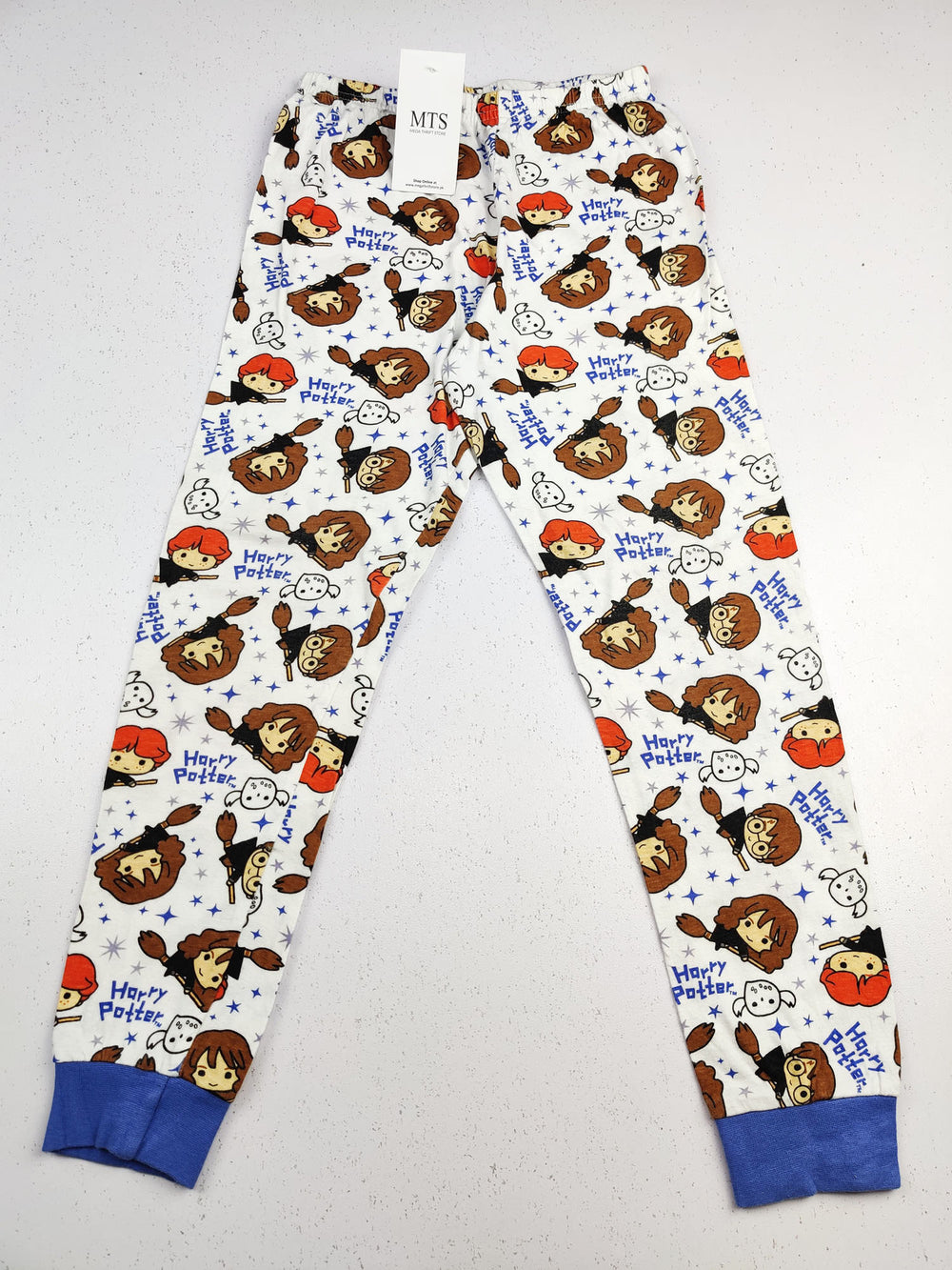 Buy online pre-used pre-loved 100% authentic & Original branded Unknown Brand (GB-386) available in Pakistan. Top international brands avilable.