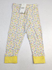 Buy online pre-used pre-loved 100% authentic & Original branded M (GB-440) available in Pakistan. Top international brands avilable.