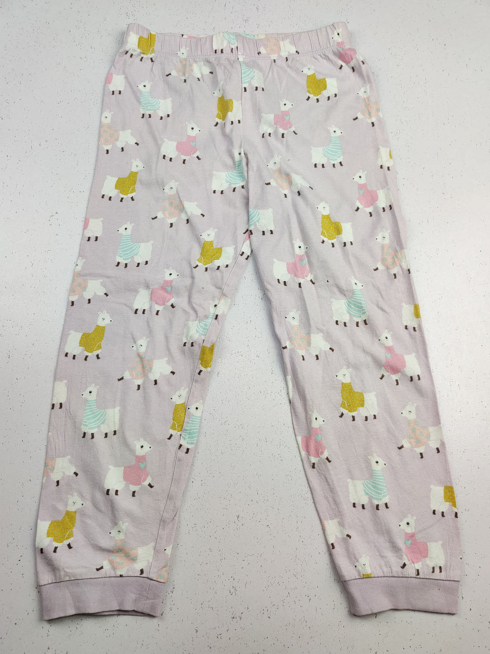 Buy online pre-used pre-loved 100% authentic & Original branded Unknown Brand (GB-454) available in Pakistan. Top international brands avilable.