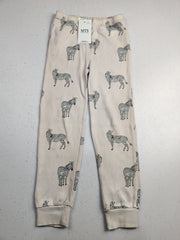 Buy online pre-used pre-loved 100% authentic & Original branded Unknown Brand (GB-491) available in Pakistan. Top international brands avilable.