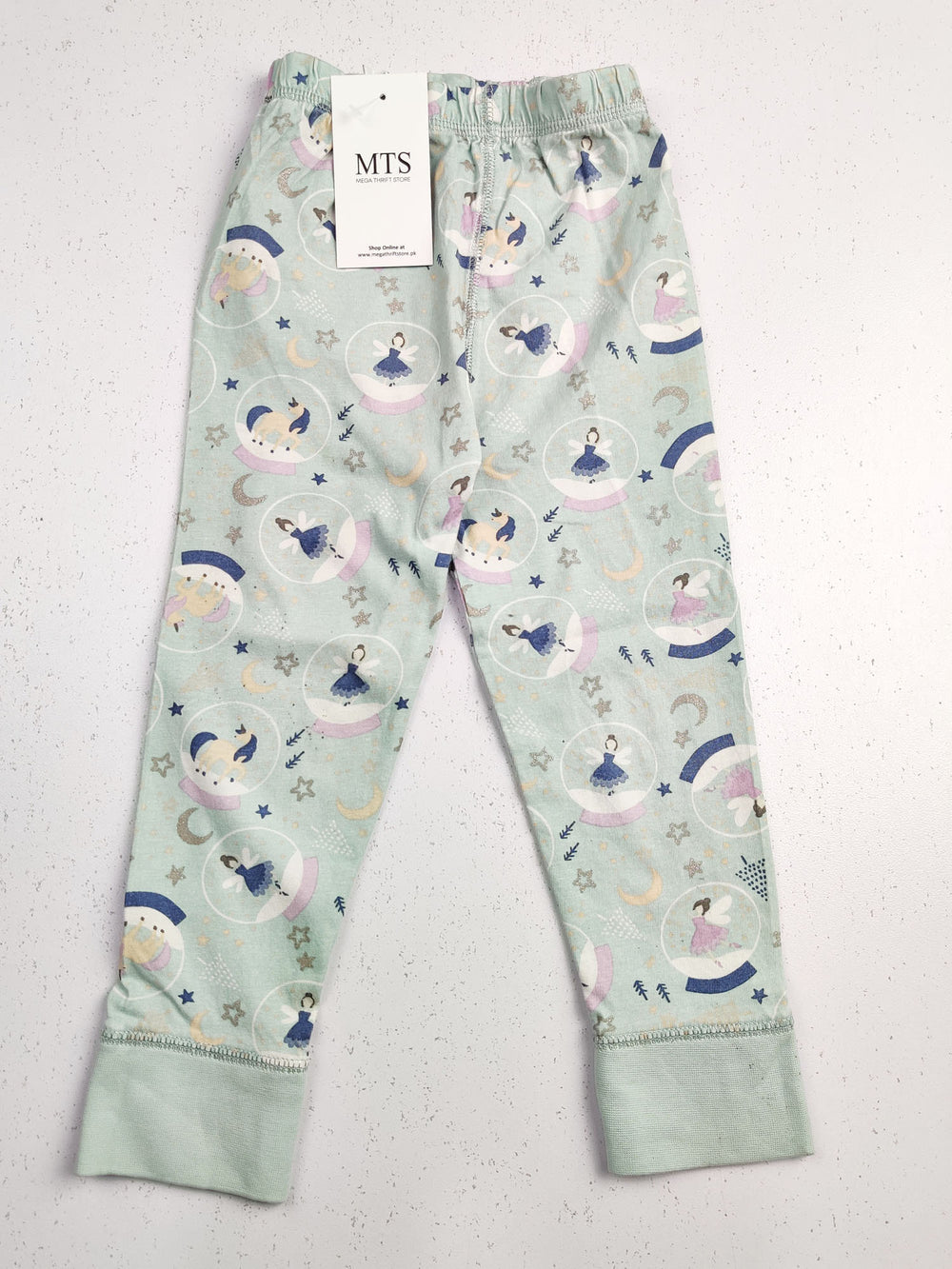 Buy online pre-used pre-loved 100% authentic & Original branded Tu (GB-552) available in Pakistan. Top international brands avilable.