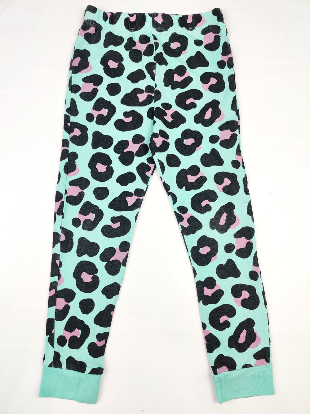 Buy online pre-used pre-loved 100% authentic & Original branded F&F (GB-662) available in Pakistan. Top international brands avilable.