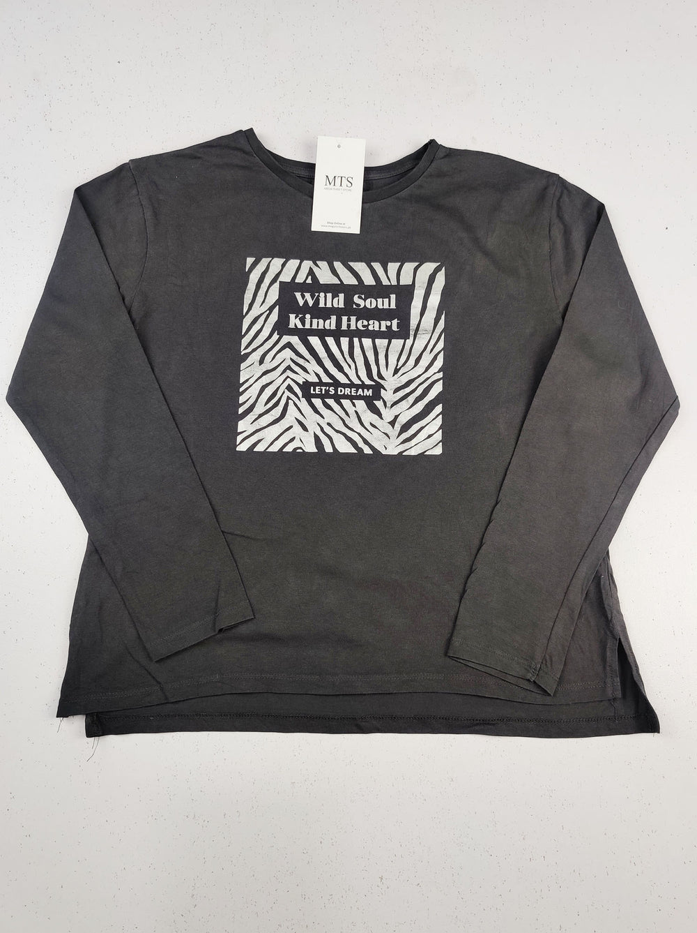 Buy online pre-used pre-loved 100% authentic & Original branded Zara (GST-1099) available in Pakistan. Top international brands avilable.