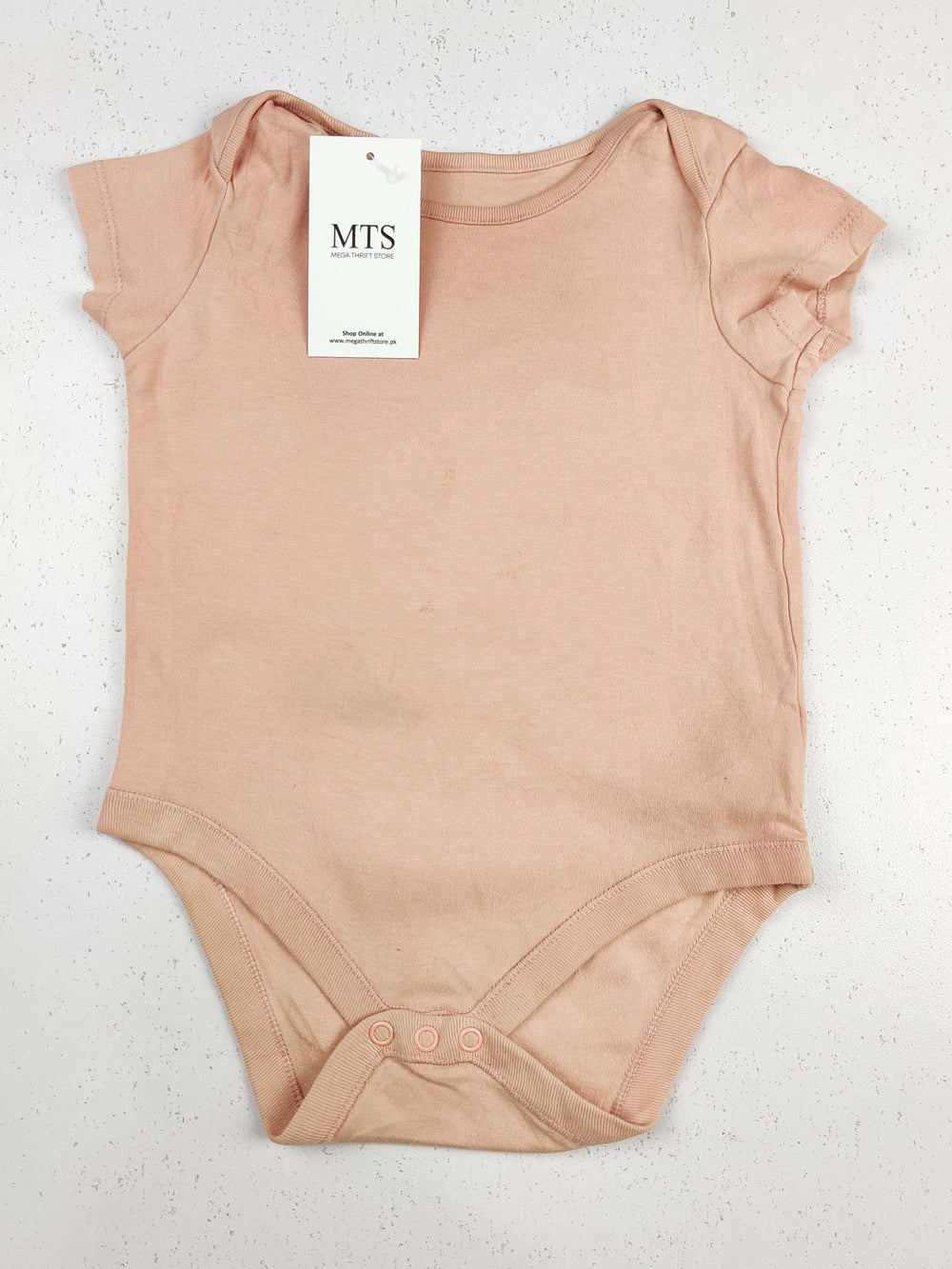 Buy online pre-used pre-loved 100% authentic & Original branded F&F (GST-1105) available in Pakistan. Top international brands avilable.