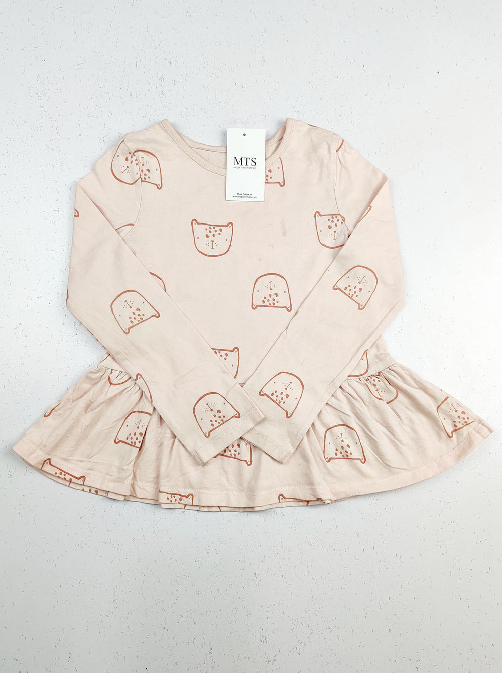 Buy online pre-used pre-loved 100% authentic & Original branded George (GST-1172) available in Pakistan. Top international brands avilable.