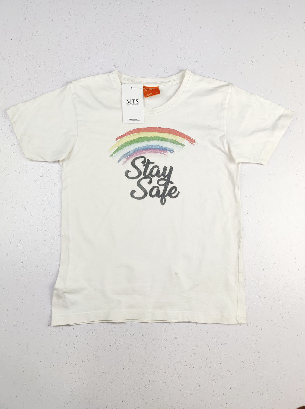 Buy online pre-used pre-loved 100% authentic & Original branded Uneek (GST-1281) available in Pakistan. Top international brands avilable.